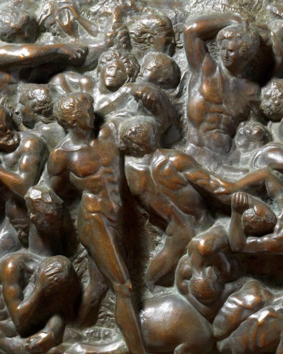 scultura in bronzo altorilievo battaglia dei centauri di michelangelo replica in bronzo da modello originale eseguita dalla fonderia marinelli di firenze in vendita presso la galleria bazzanti di firenze