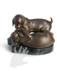 cuccioli-giocano-tofanari-bronzo-silhouette