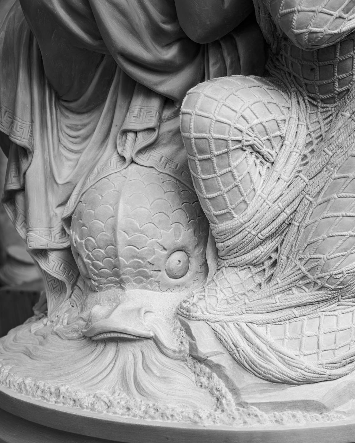scultura in marmo cupido catturato da venere carlo fontana in vendita galleria bazzanti firenze