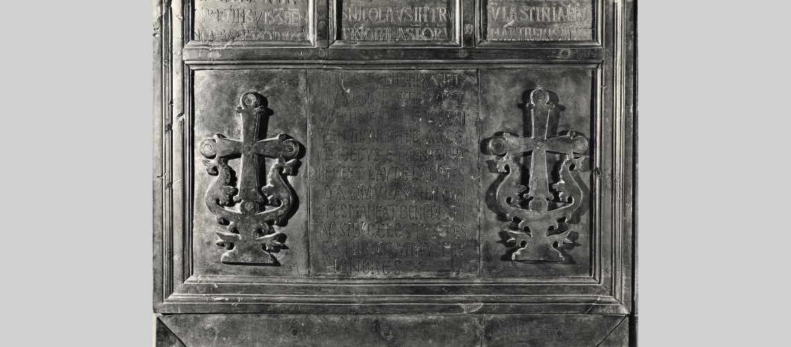 galleria pietro bazzanti fonderia artistica ferdinando marinelli firenze vendita sculture in marmo e bronzo porte bronzee porta bronzea dell'abbazia di montecassino. La porta dell'abbazia