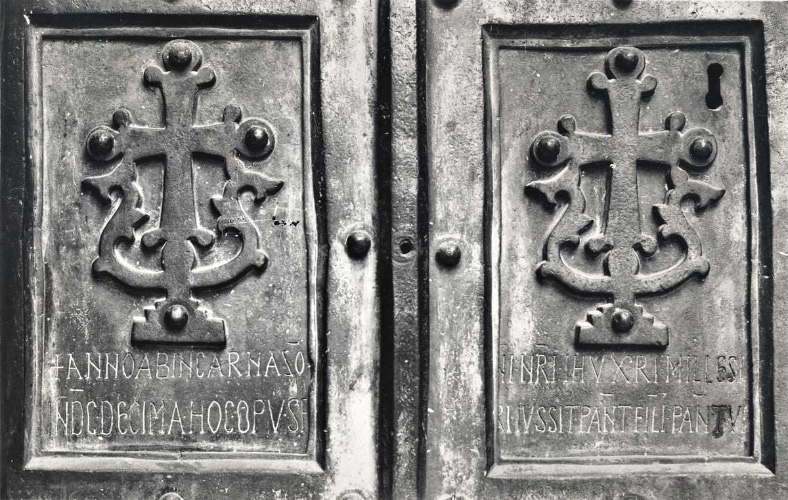 galleria pietro bazzanti fonderia artistica ferdinando marinelli firenze vendita sculture in marmo e bronzo porte bronzee porta bronzea della Chiesa di San Salvatore de’ Birecto di Atrani