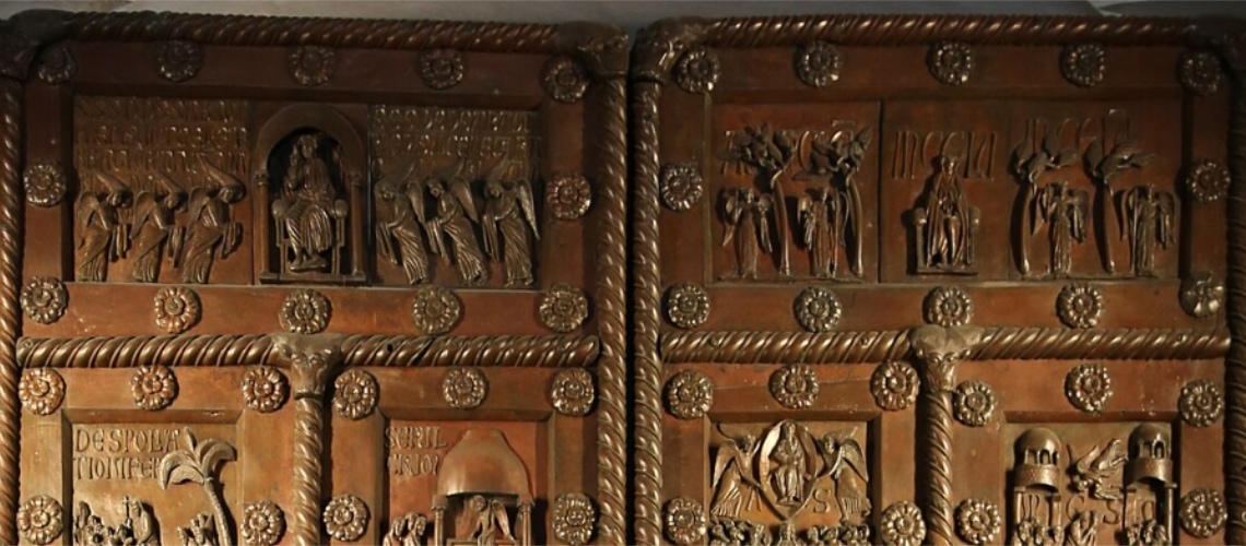 galleria pietro bazzanti fonderia artistica ferdinando marinelli firenze vendita sculture in marmo e bronzo porta bronzo san ranieri dettaglio